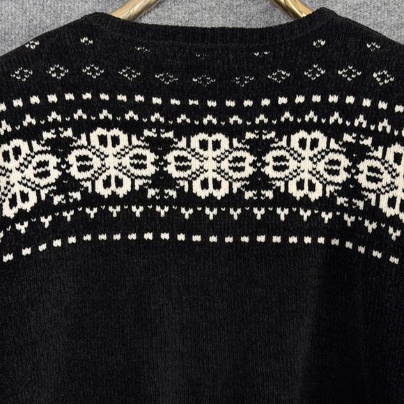 Vintage Alfred Dunner Holiday Sweater L Black Snowflake Ice Skater Sweater - Picture 6 of 13